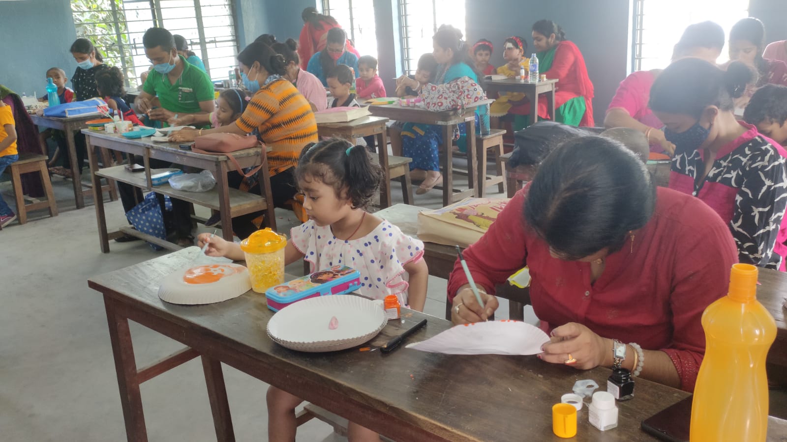 We are extremely delighted to see all our children back to school with thier grand parents and parents ....for a fun-filled activity week...(2021-22)